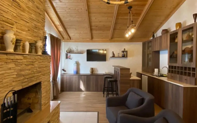 Guest House on Avlabari Street 12