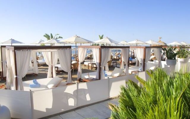 Playa Miguel Beach Club & Aparthotel