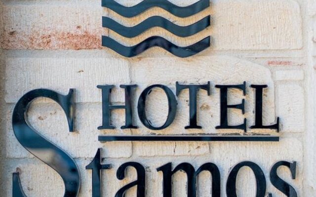 Stamos Hotel