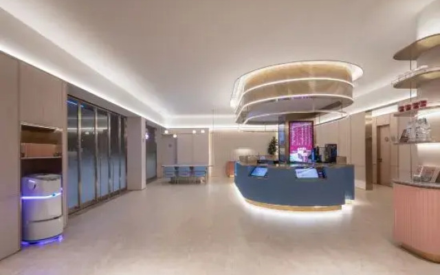 HanTing Hotel (Nanjing Luhe Fangzhouguangchang Subway Station)