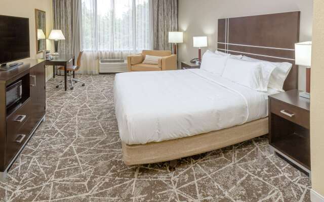 DoubleTree by Hilton Boston - Rockland