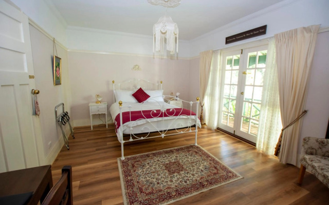 Rosebridge House Bed & Breakfast Adult Retreat