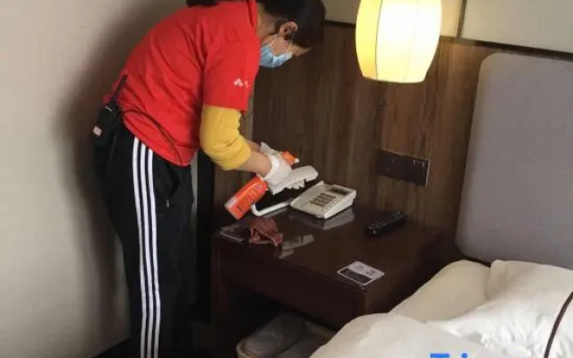 Hehe Wanxiang Hotel (Henan University of Engineering Longhu Campus Branch)