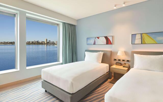 DoubleTree by Hilton Perth Waterfront