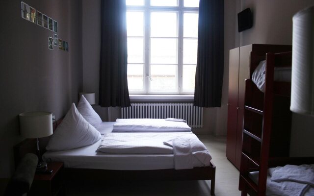 PLUS BERLIN Hotel & Hostel