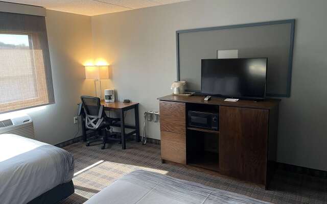 AmericInn by Wyndham Ladysmith