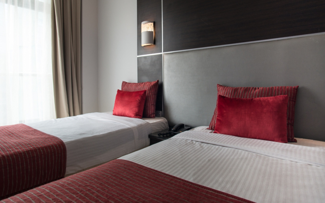 Cloud Hotel & Suites
