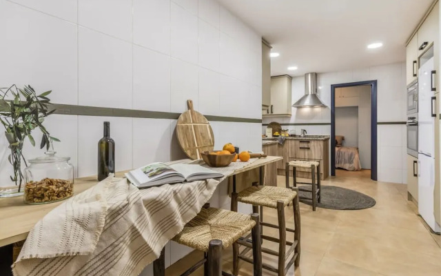 Taracea - 4 Bedrooms in Almagro