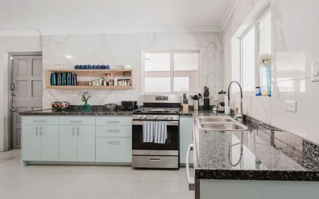 New Listing - Noord Villa With Private Pool