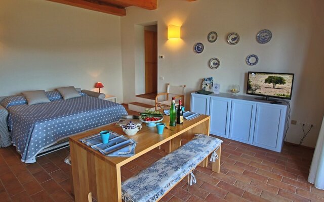 Belvilla by OYO Cottage in Montelabbate With Pool