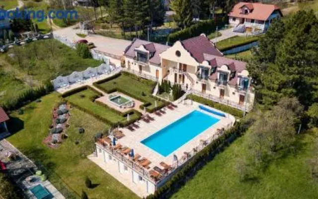 Apartments Sunčani Breg Vrdnik