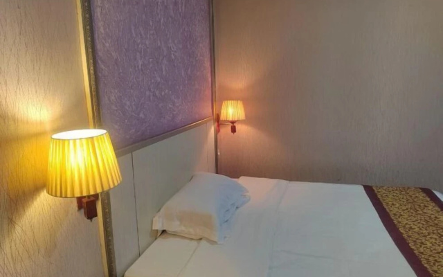 Baiyun Hotel – Guest Rooms – Jiangmen