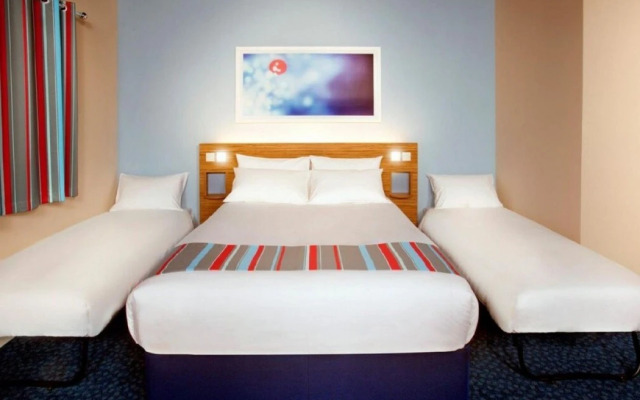 Travelodge Wirral Eastham
