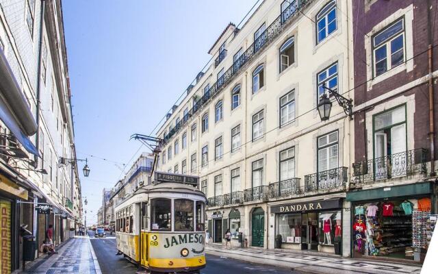 LxWay Apartments Yellow Tram