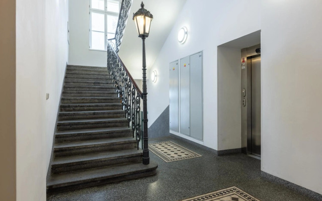 Lesser Town Apartment Melnicka by easyBNB