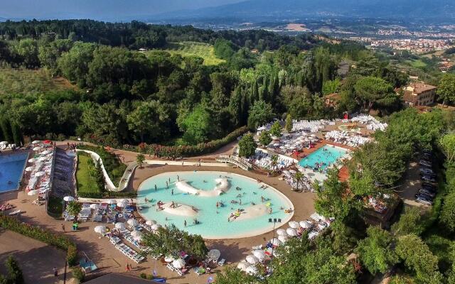 Hu Norcenni Girasole Village