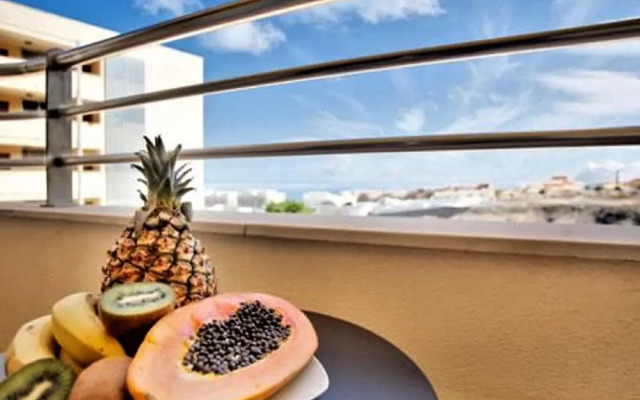 Belvilla by OYO Apartamento Sol y Paraaso I