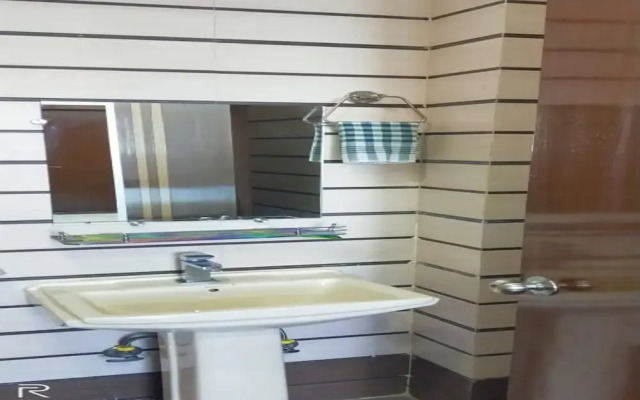 Sawera Guest House by OYO Rooms