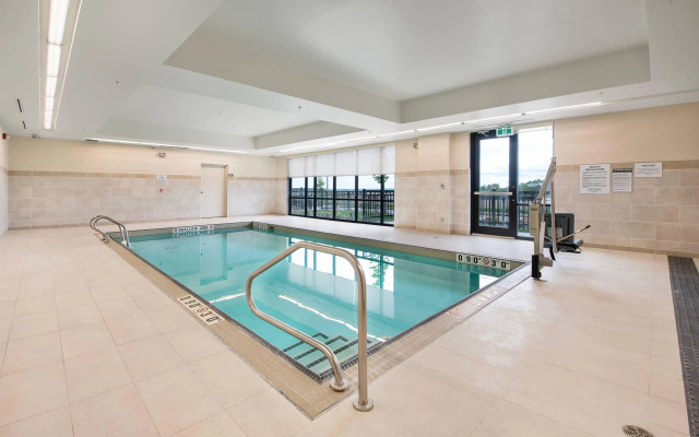 Comfort Inn & Suites