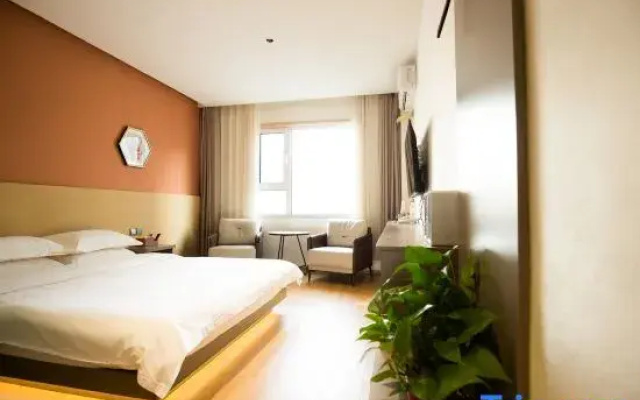 Week 8 Smart Hotel Chain (Hebeiyuan Branch)