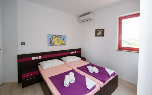 Apartments Dvori Novalja