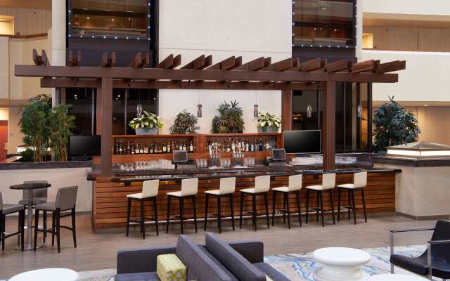 DoubleTree by Hilton Fresno Convention Center