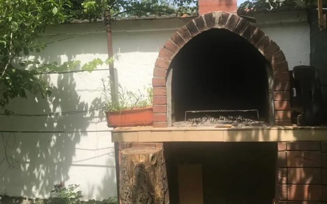 Spacious and cozy 3BD+Terrace Couples Apartment