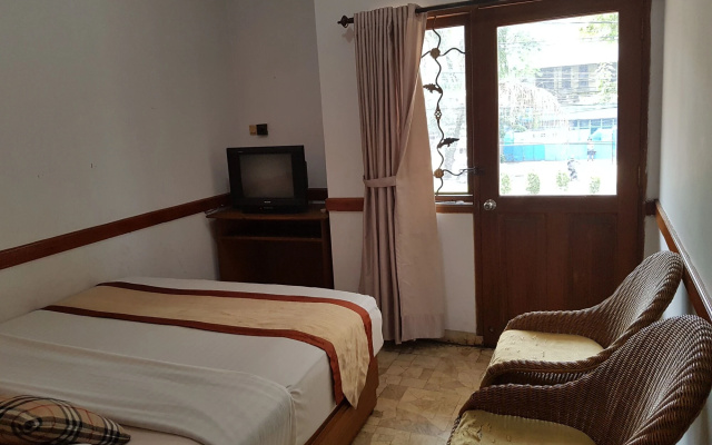 Hotel Bali Indah – Guest Rooms – Bandung