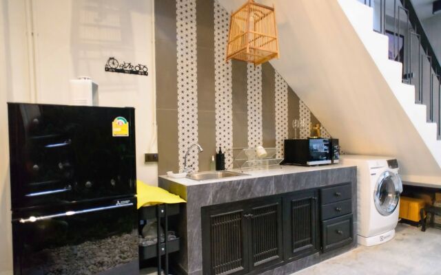 87 Oldtown @ River Pier