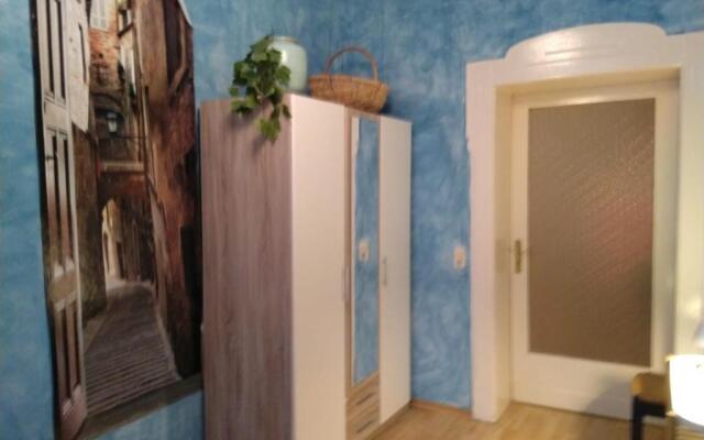 Siegener Strasse apartment