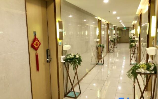 Xing Lun Hotel
