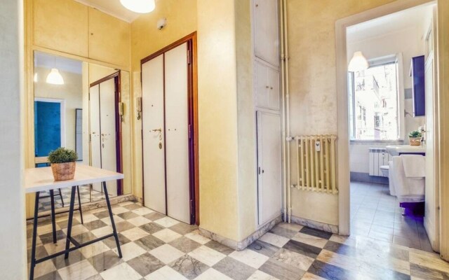 Cosy 2 bed Flat Near San Giovanni