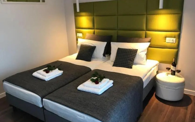 Premium Apartment - Chopin AirPort