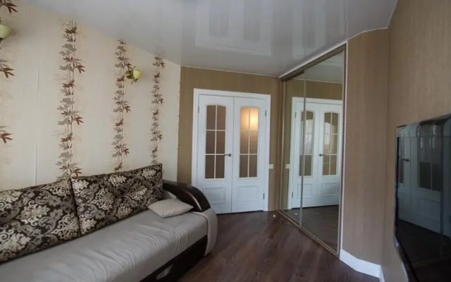 Петровские 2