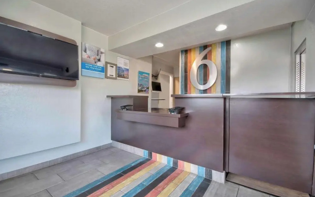 Studio 6 Albuquerque Nm Midtown