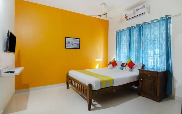 Six Gems by OYO Rooms