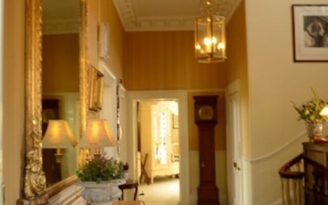 Apsley House Hotel