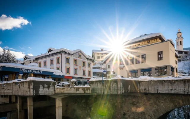 Hotel Albula & Julier