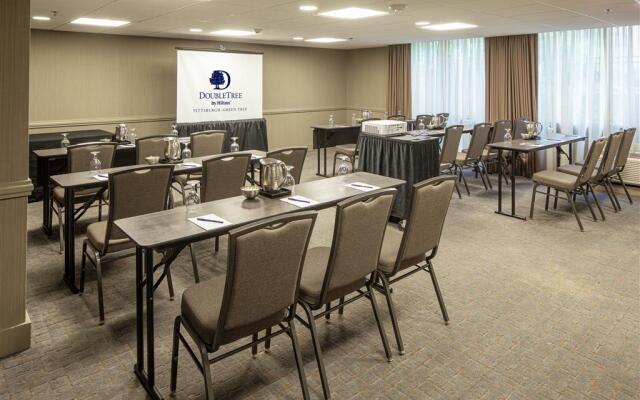 Doubletree by Hilton Pittsburgh — Green Tree