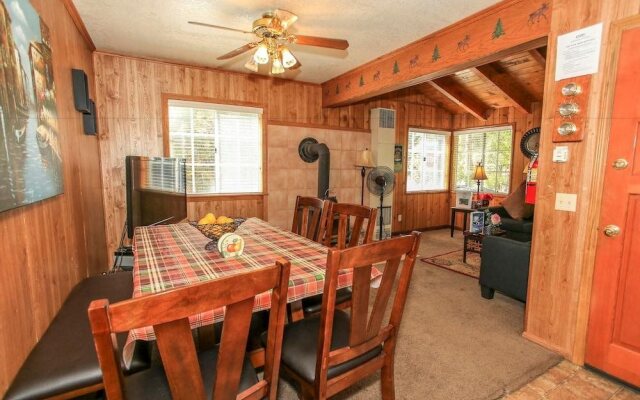 Apples Delight by Big Bear Cool Cabins