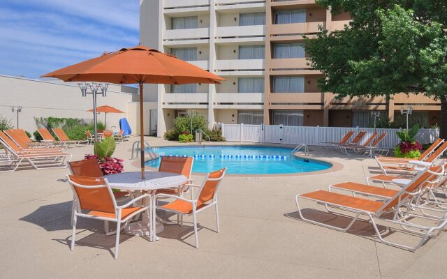 Forest Park Hotel by MDR