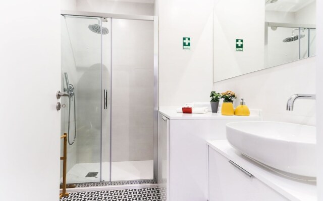 Alfama Elegant by Homing