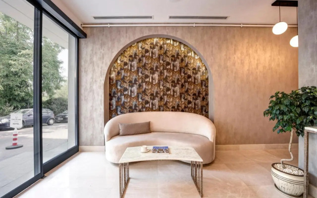 The Pearl Suites