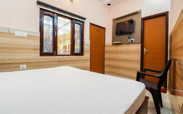 SPOT ON 85285 Shikhar Hotel