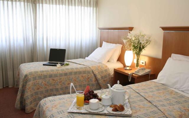 Ariston Hotel