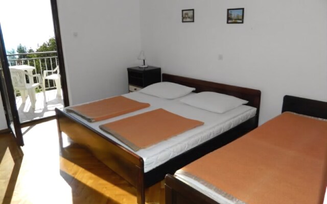 Apartments Zlatko