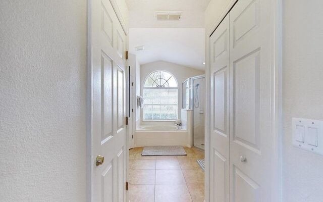 Anthea's Orange Tree 4 Bedroom Home