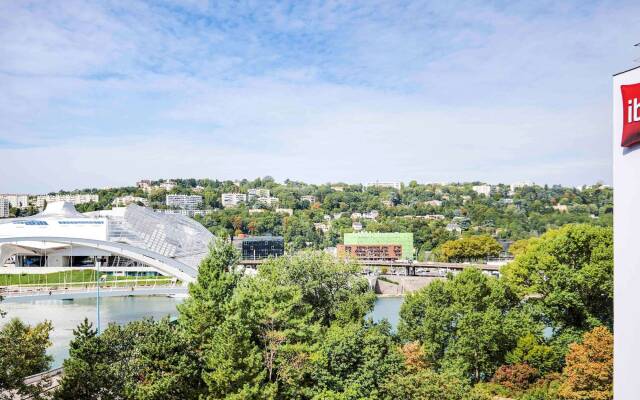 ibis Lyon Gerland Musée des Confluences