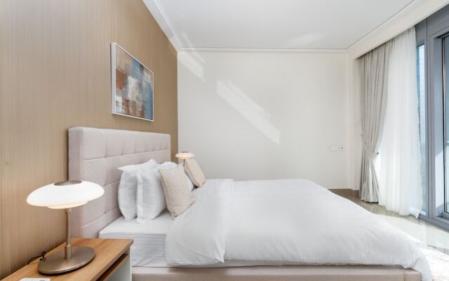 Whitesage - Modern and Unique Apartment with Fountain Views