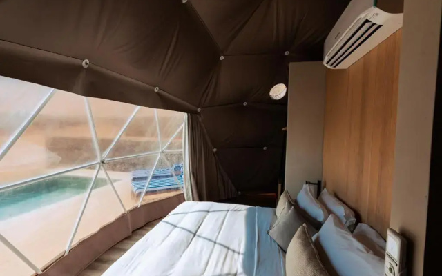 Moon Retreat by Sharjah Collection